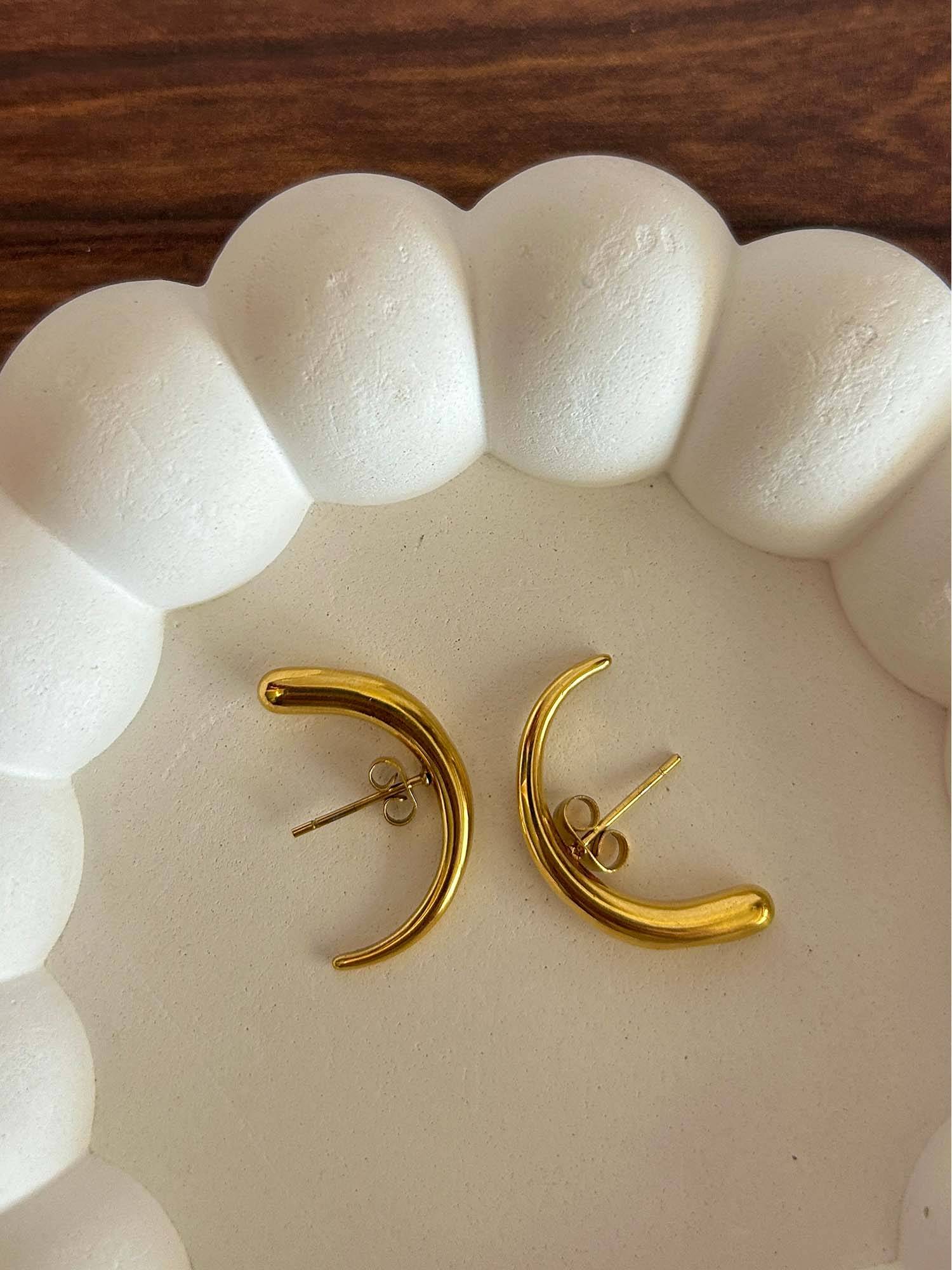 AMOSSH Gold Stainless Steel Statement Pair Of Earrings