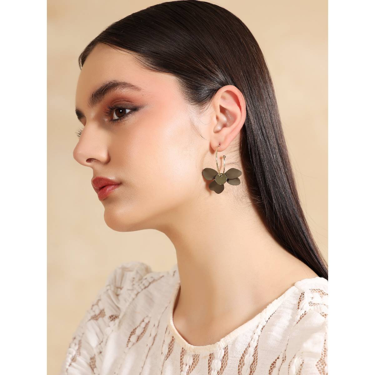 Kazo Whimsical Flower Earrings