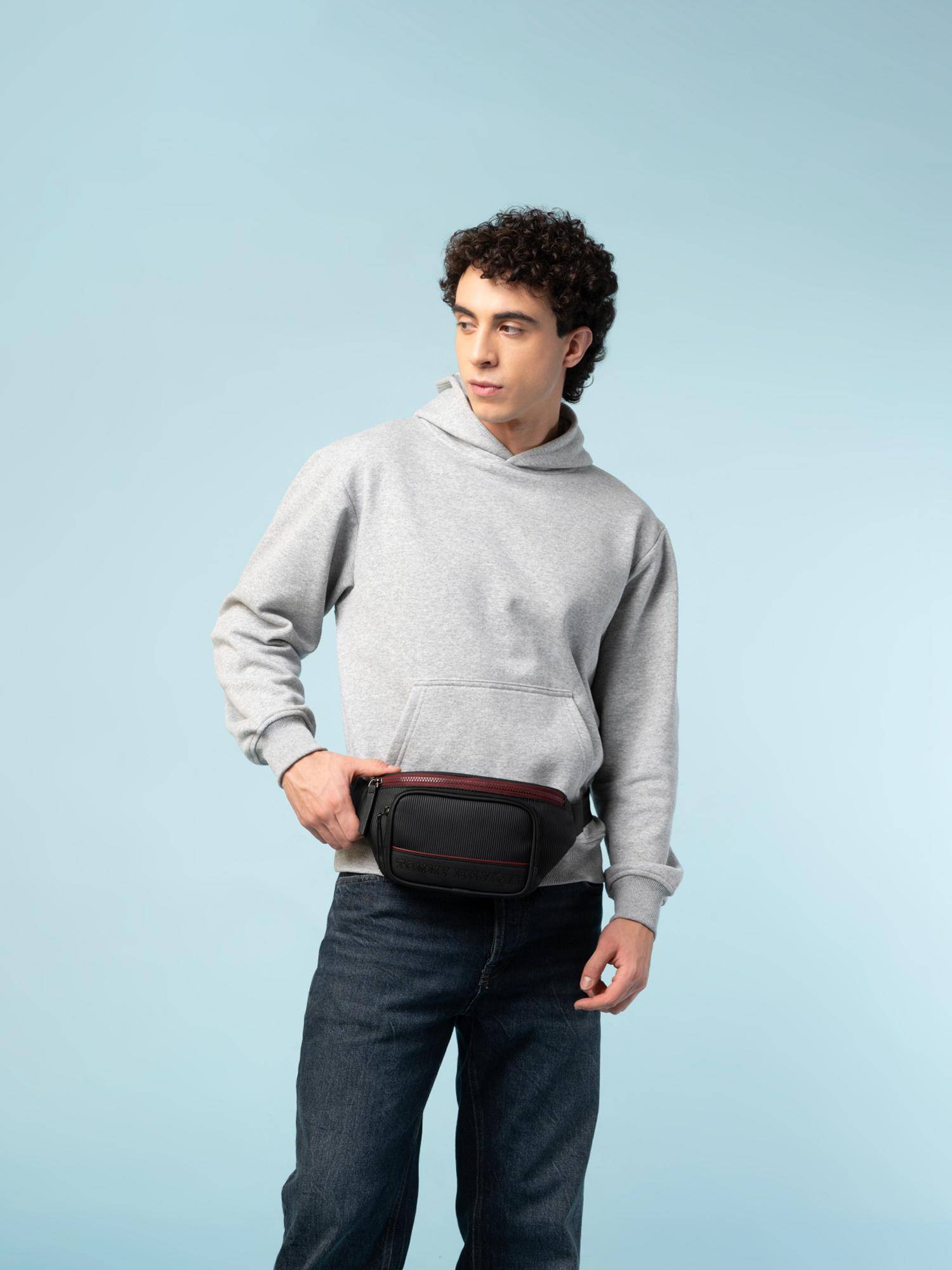 Tommy Hilfiger Unisex Fanny Waist Belt Bag Brikk - Black
