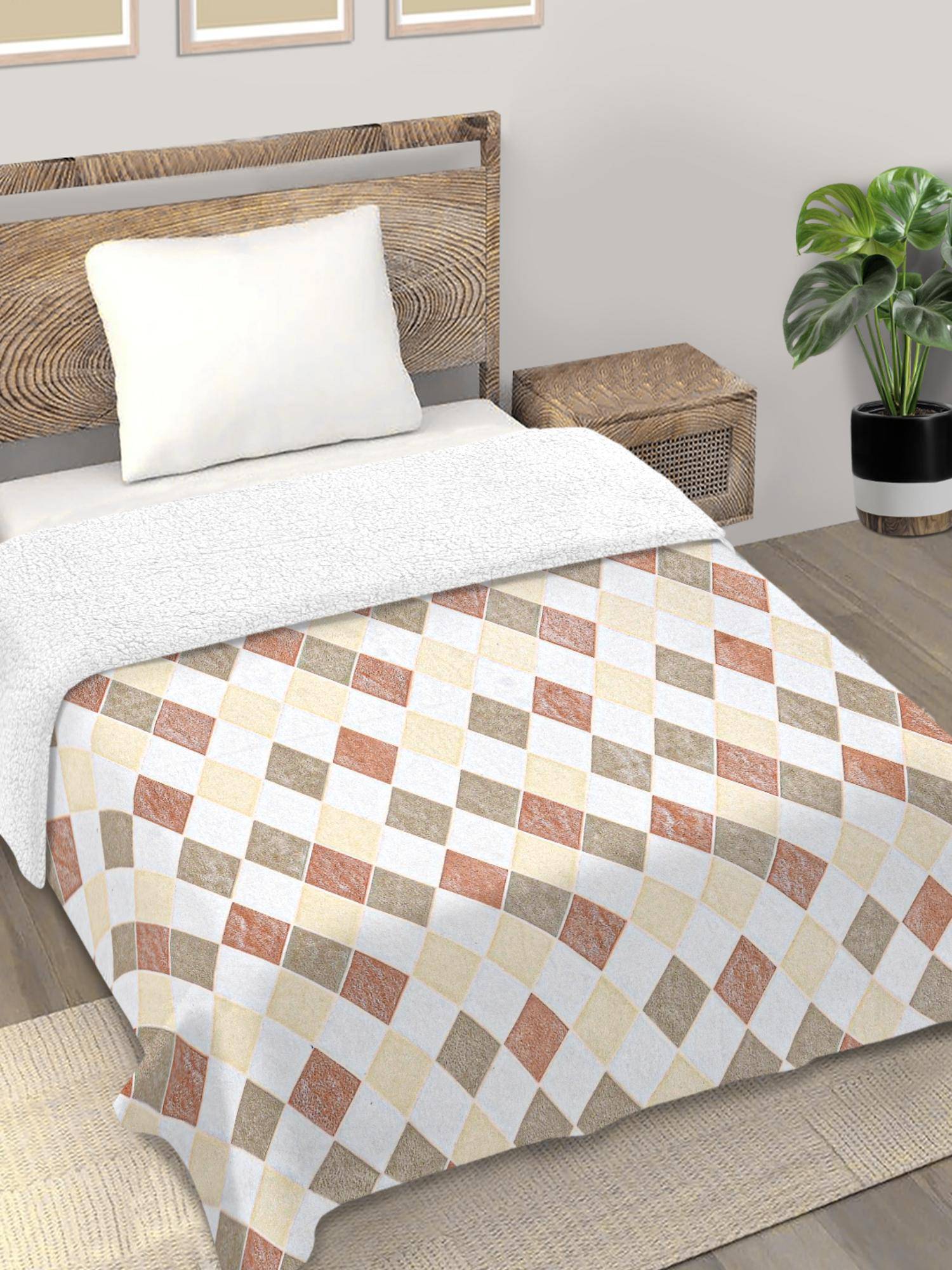 FABINALIV Multi-Color Geometric Mild Winter 500 Gsm Woollen Bed Comforter (Single)