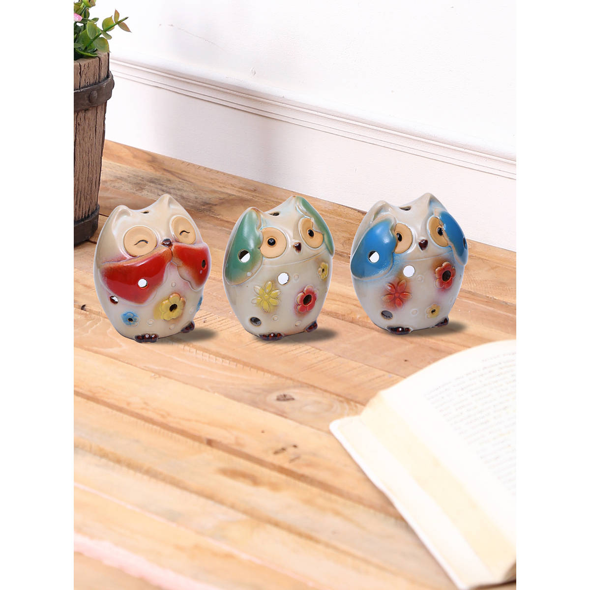 Tayhaa Laughing Colourful Owl Trio in Ceramic