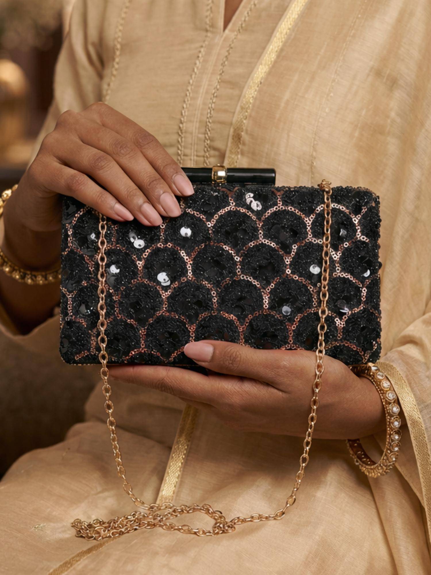 ARTKLIM Black Designer Sequenced Clutch with Detachable Chain