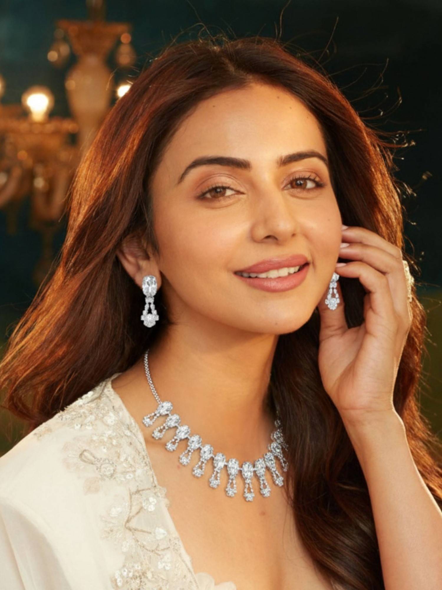 Accessher Silver-Plated White Ad Choker Jewellery Set