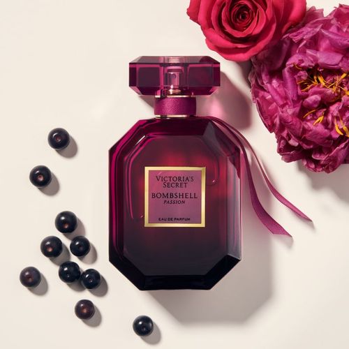 Victoria's Secret Bombshell Passion Body Lotion