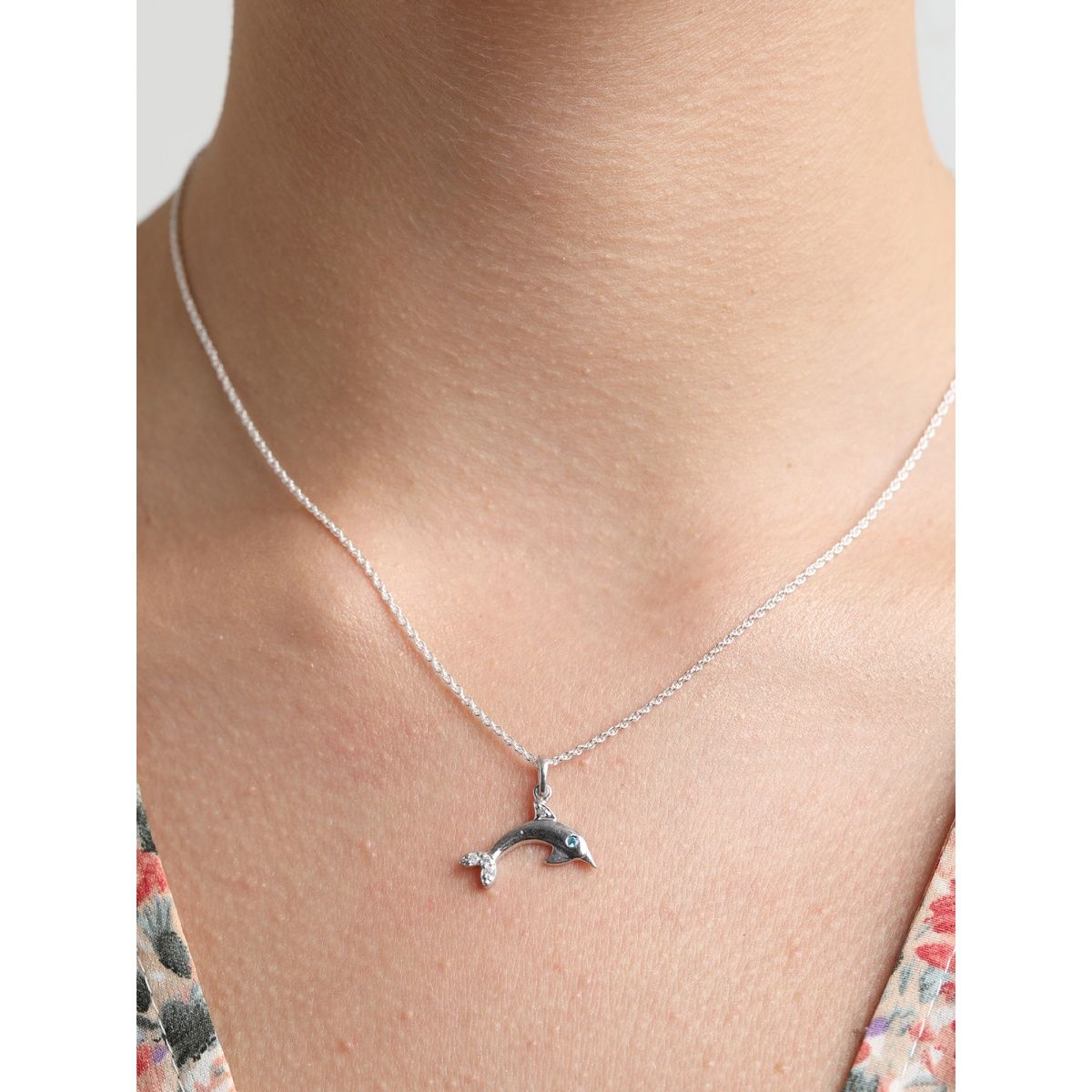 Dolphin Love Necklace (stainless steel) – Jewelsmars