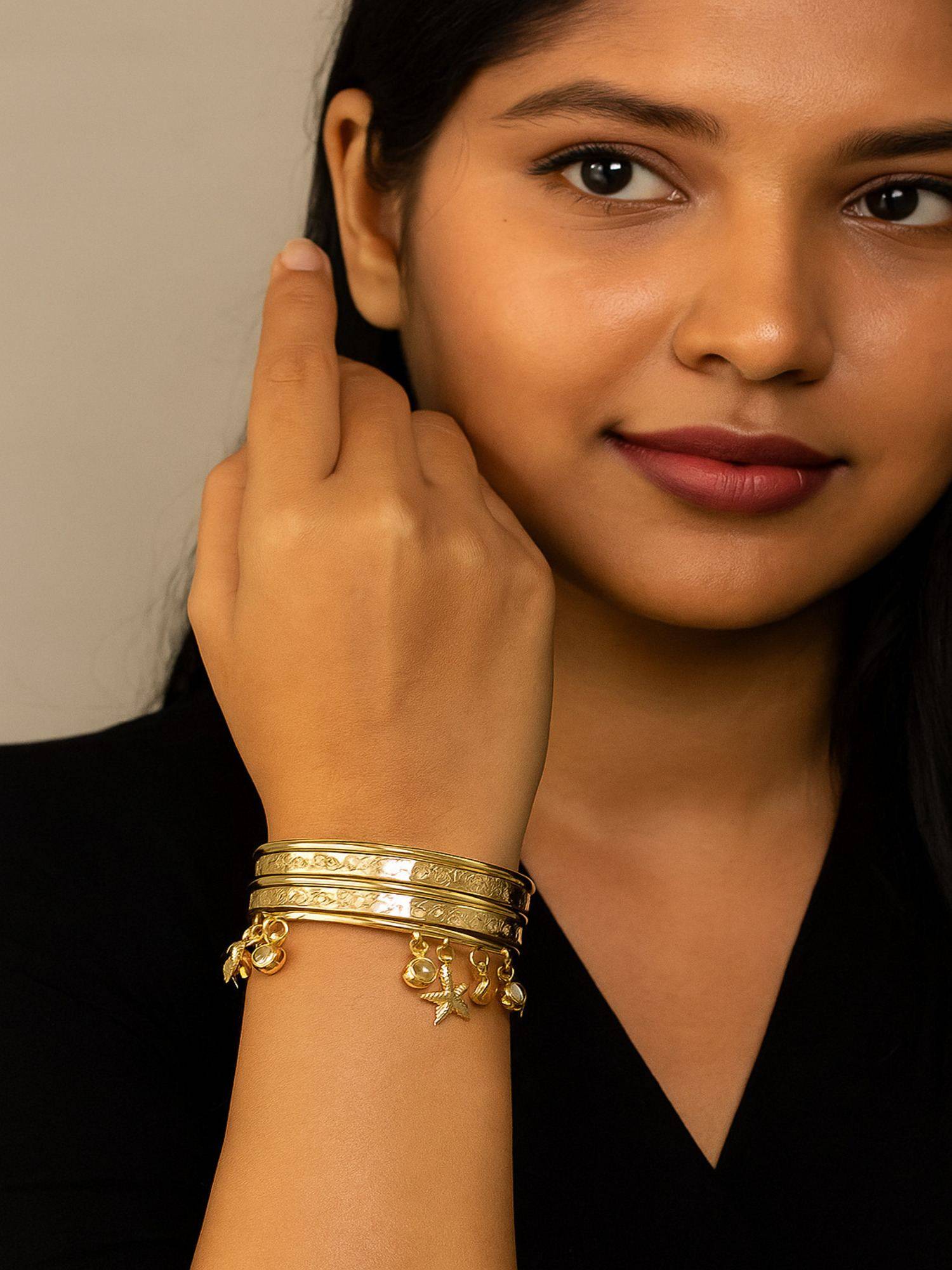 Jewelz Gold Alloy Gold Plated Bangles (Pack of 5)