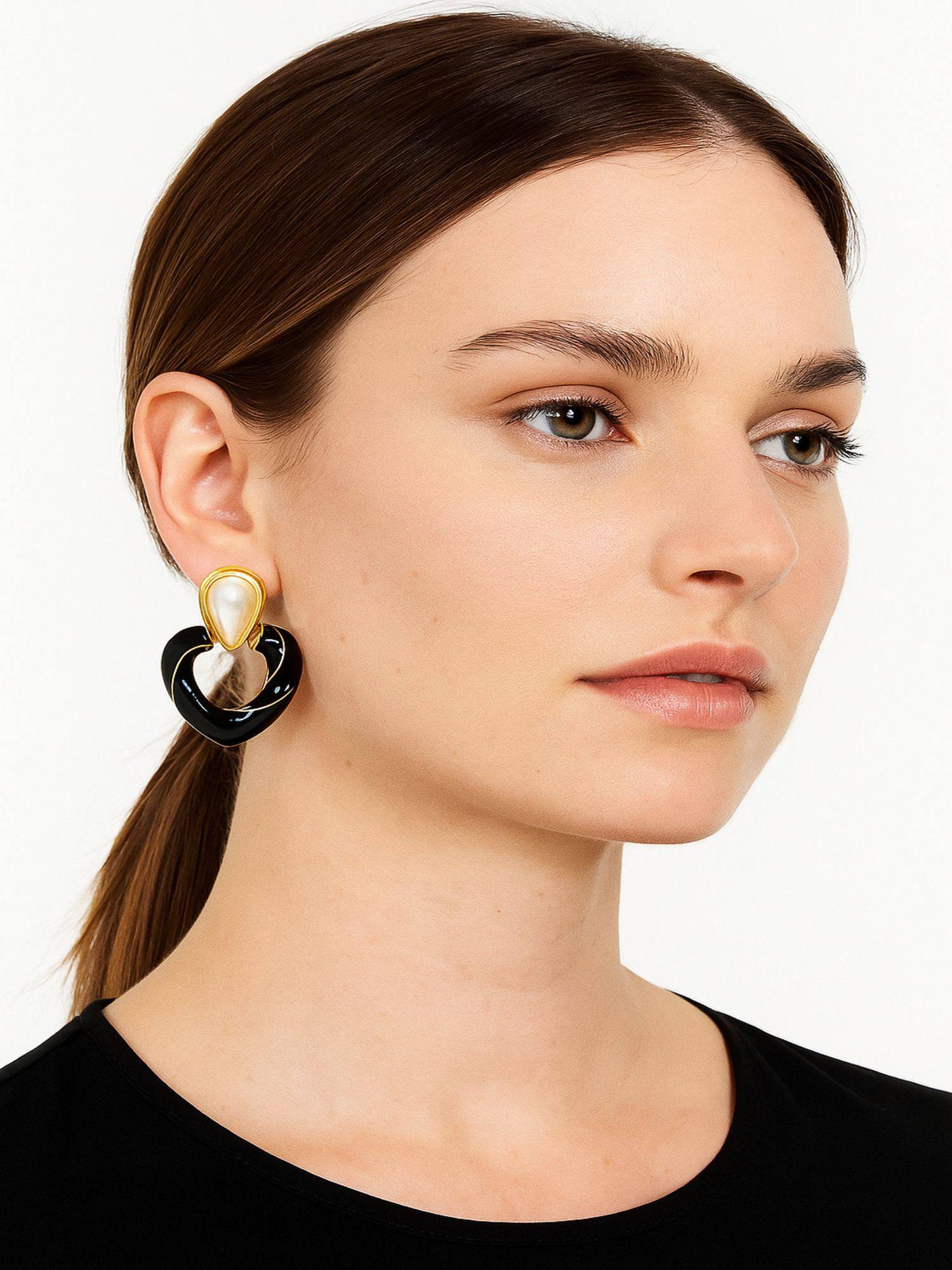 Jewelz Black Alloy Gold Plated Pair Of Earring