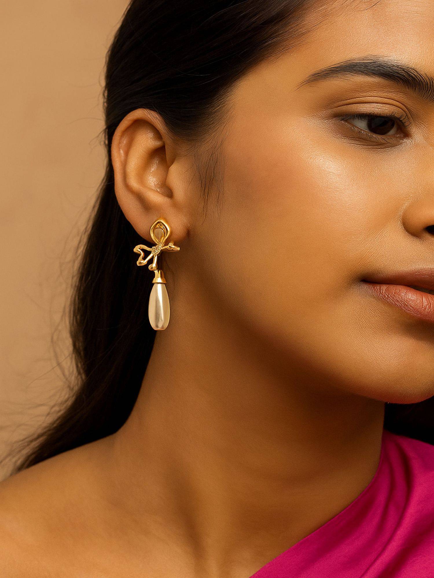 Jewelz White Alloy Gold Plated Pair Of Earring