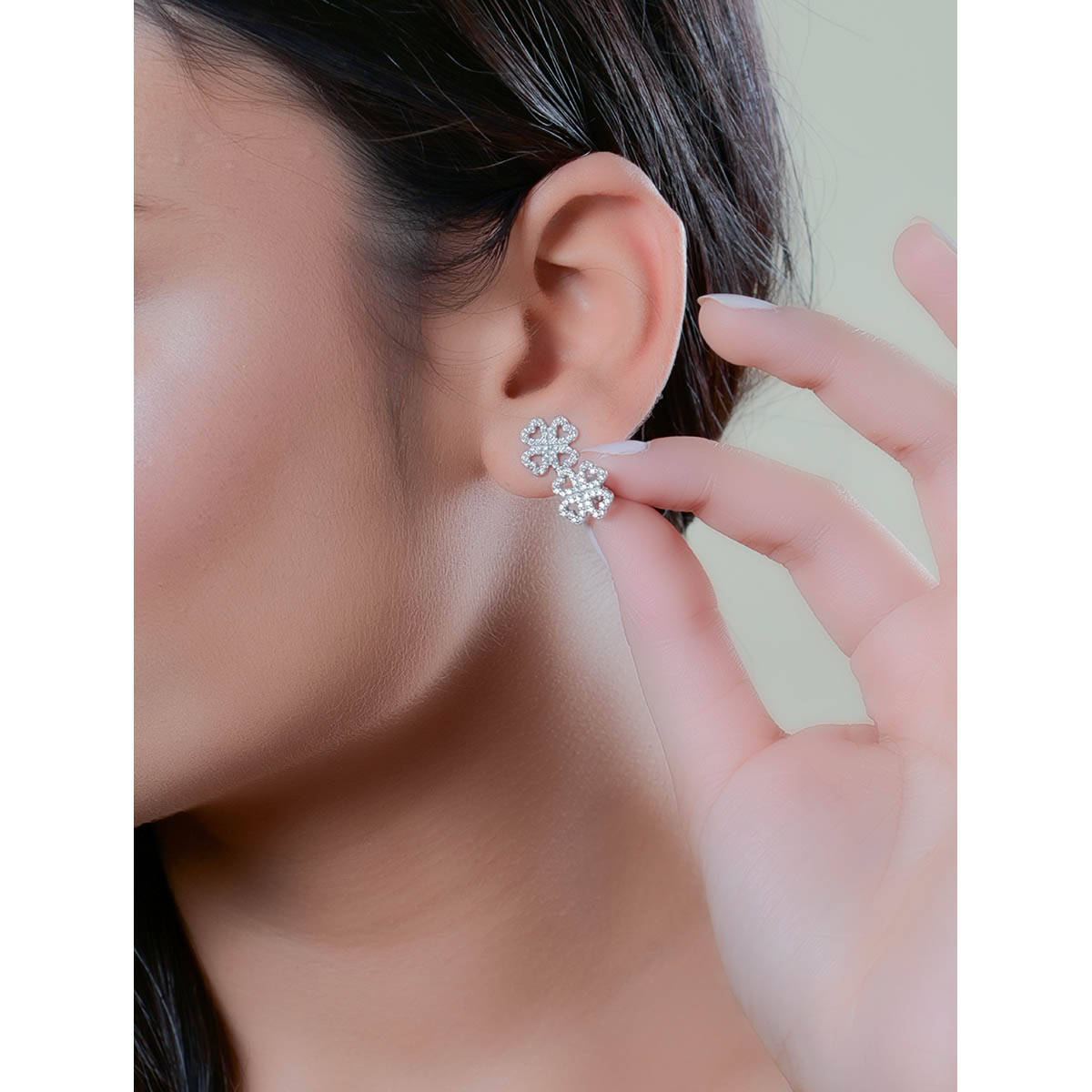 SILMORA White Silver Plated Stud