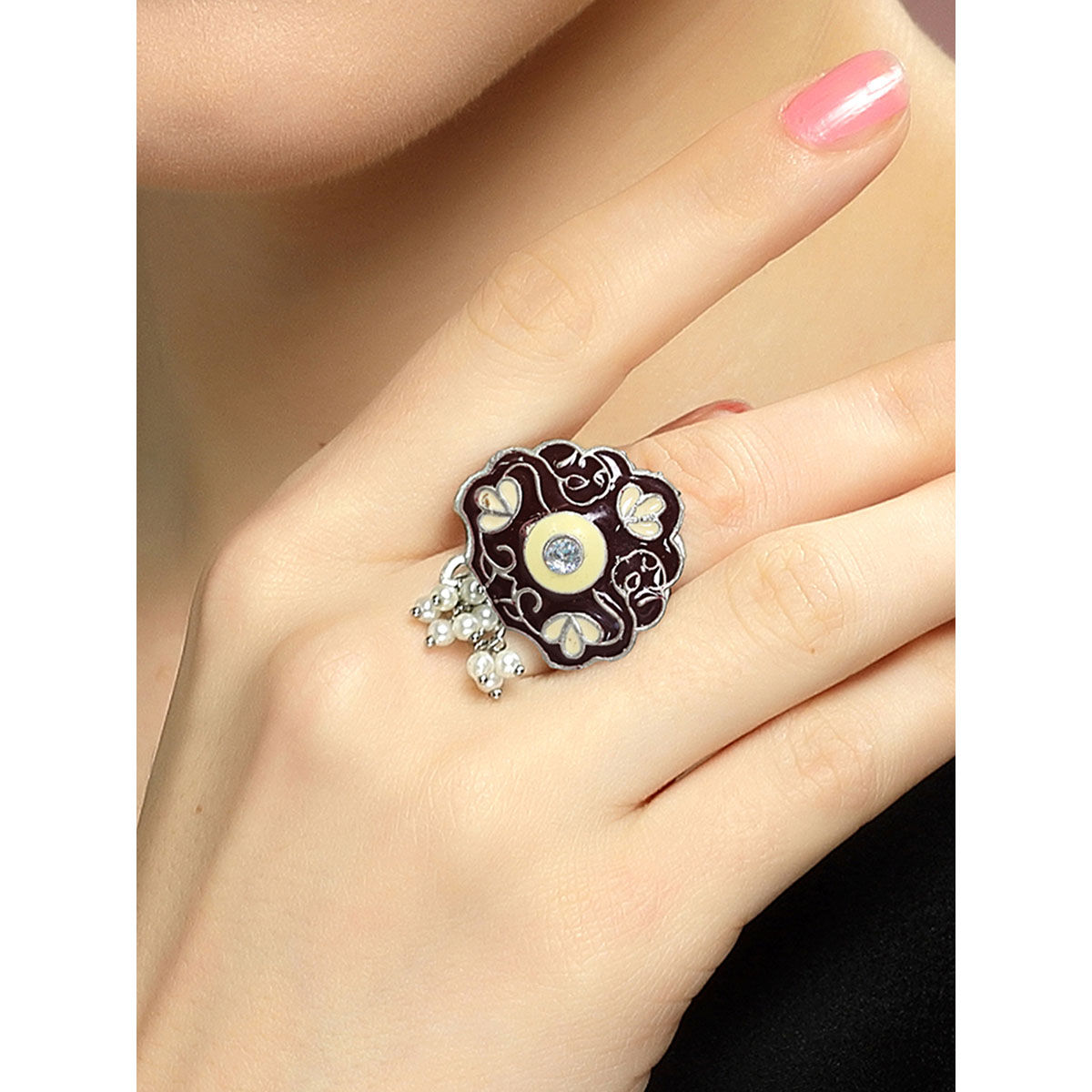 Buy SOHI Gold-Plated Cream Coloured White Stone Studded Adjustable Finger  Ring Online