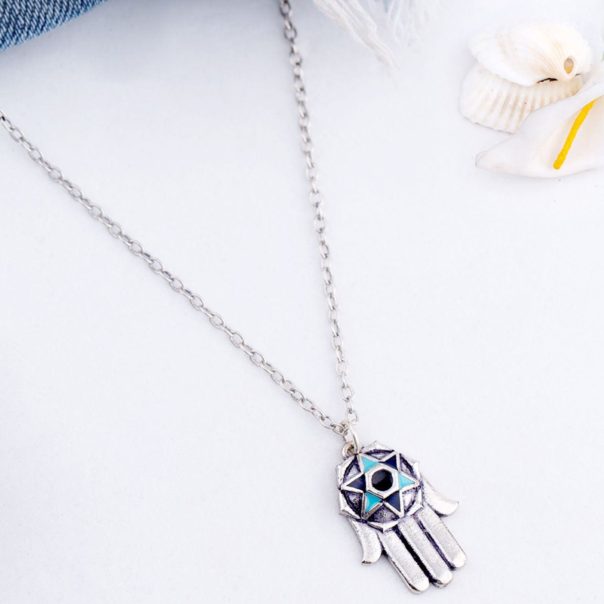 Voylla pendant discount