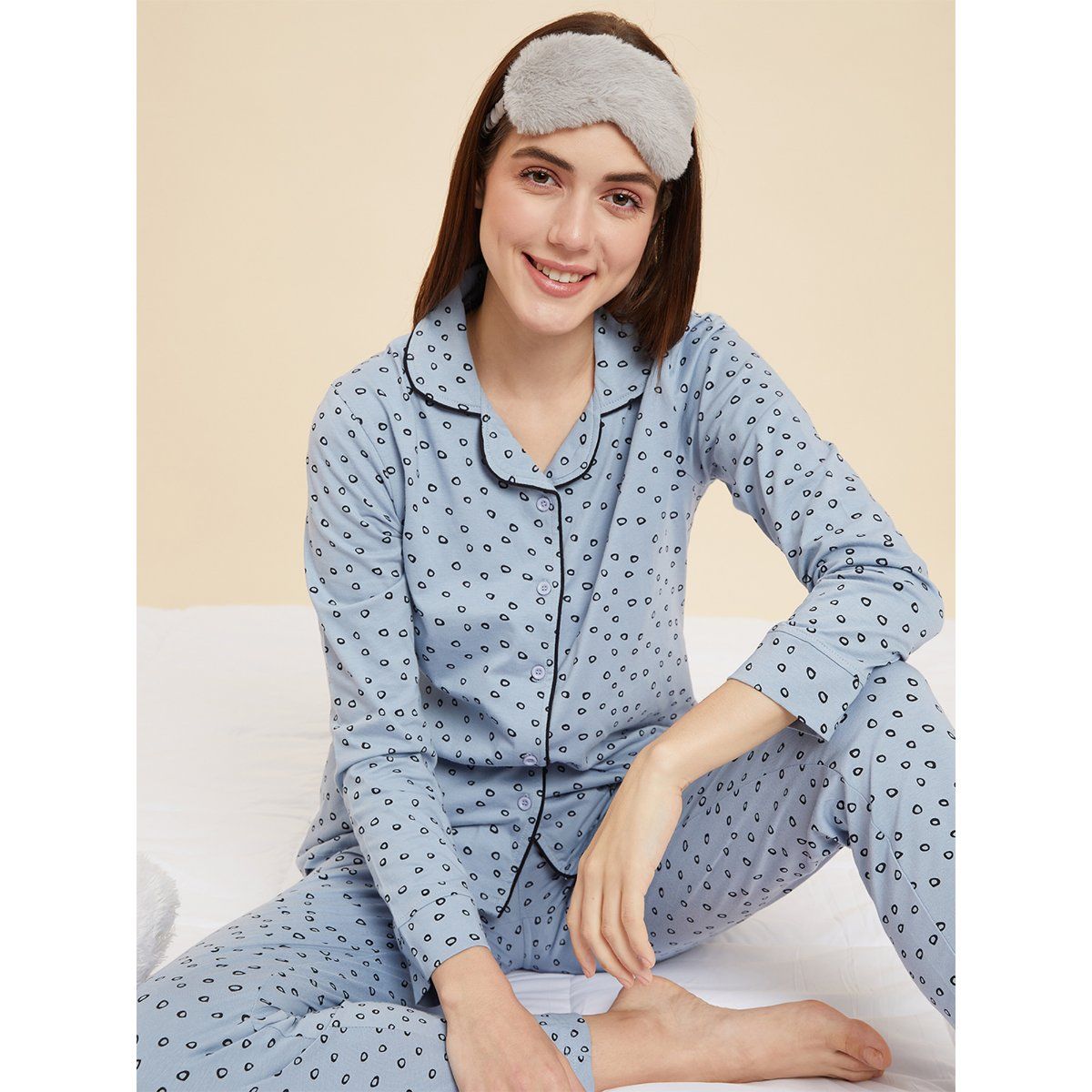 Sweet Dreams Women Printed Full Sleeves Pyjama Set of 2 L