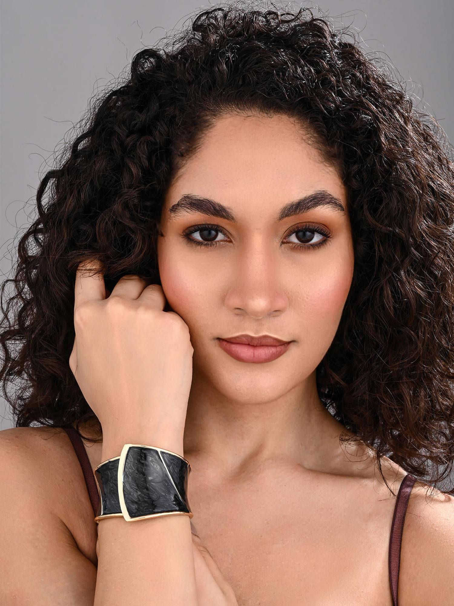 REENISAA Black Enamel Monarch Statement Cuff