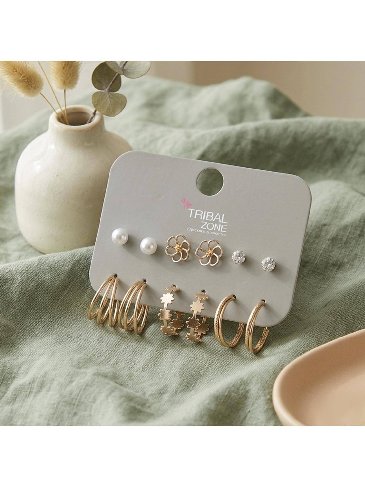 TRIBAL ZONE Pearl, Flower and Cz Stud Set