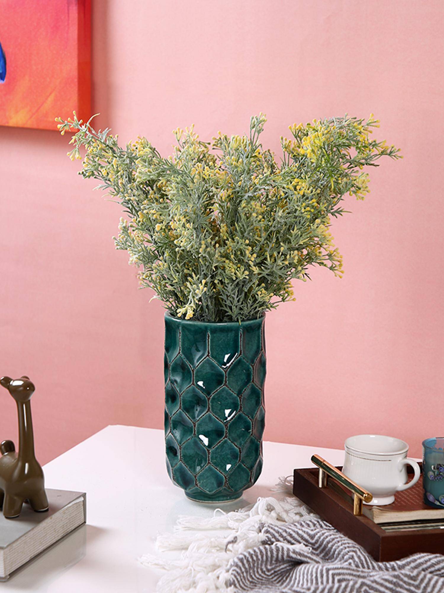 Tayhaa Green Honey Combed Cylindrical shaped Ceramic Vase