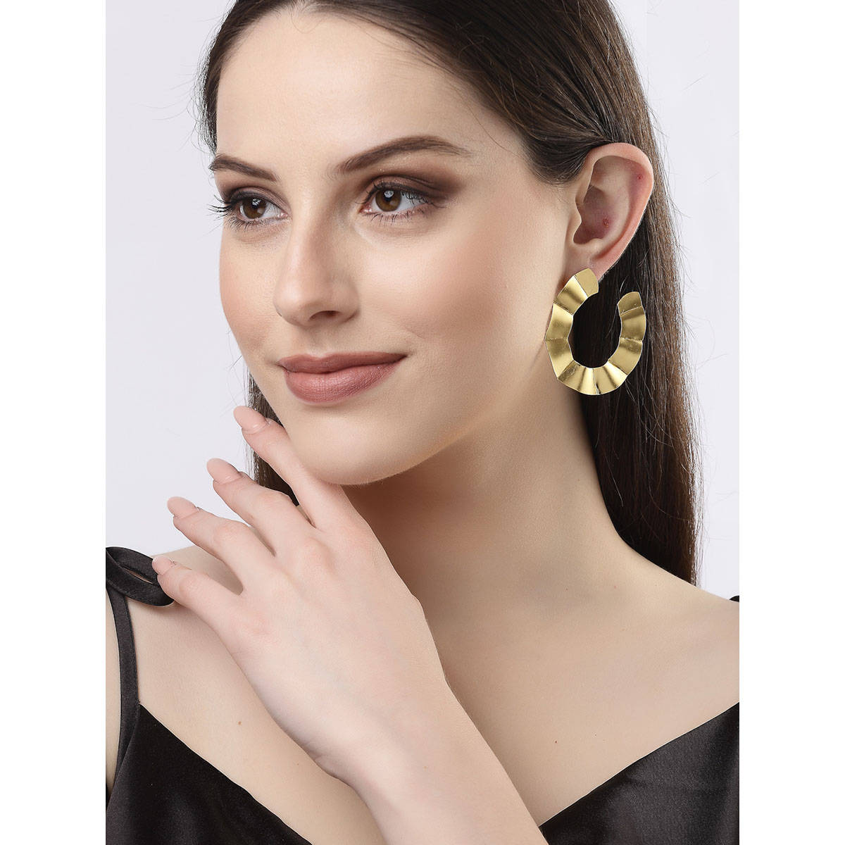 NVR Women Gold-plated Contemporary Drop Earrings