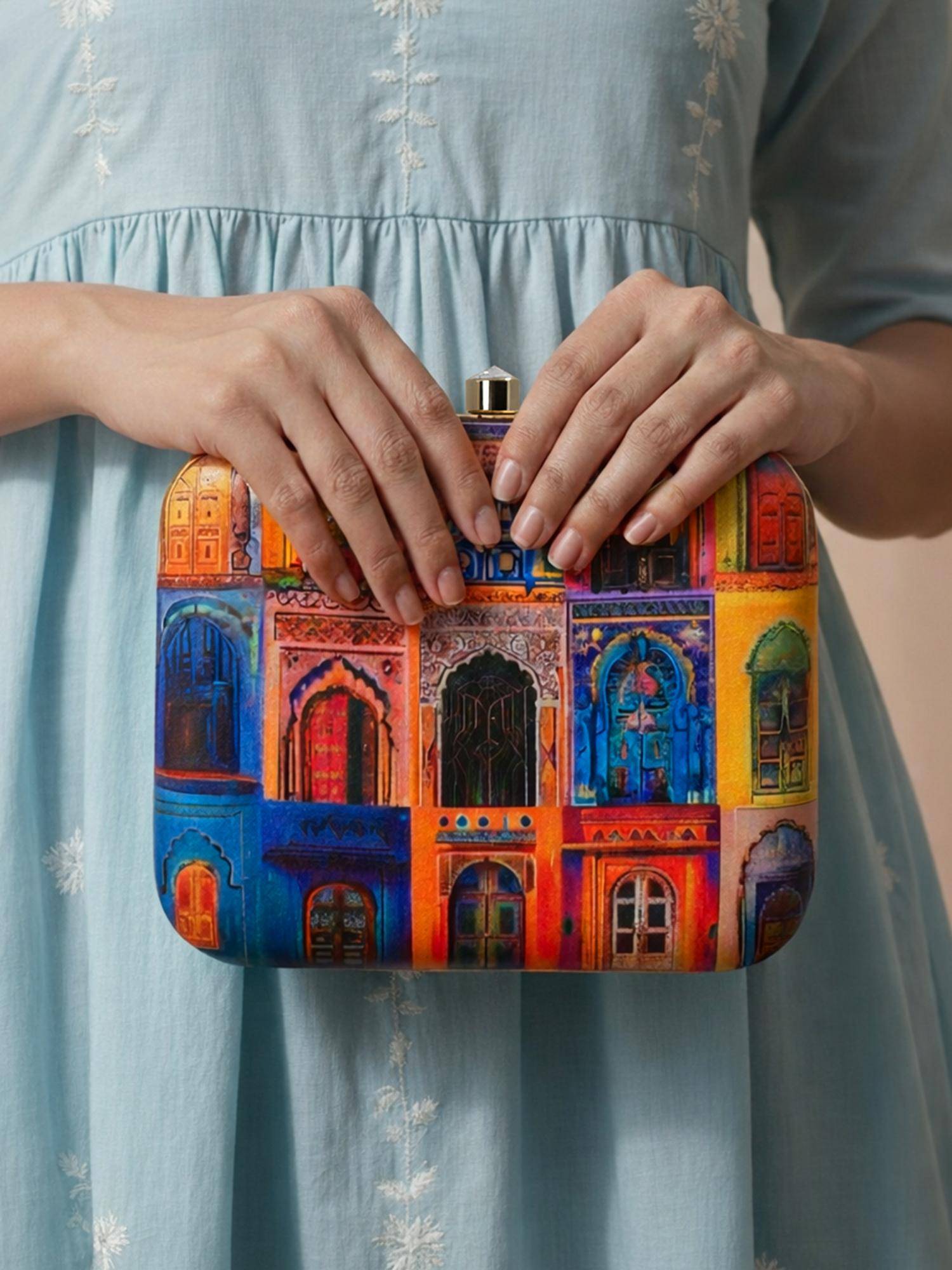 ARTKLIM Classic Mughal Doors Printed Clutch with Detachable Chain