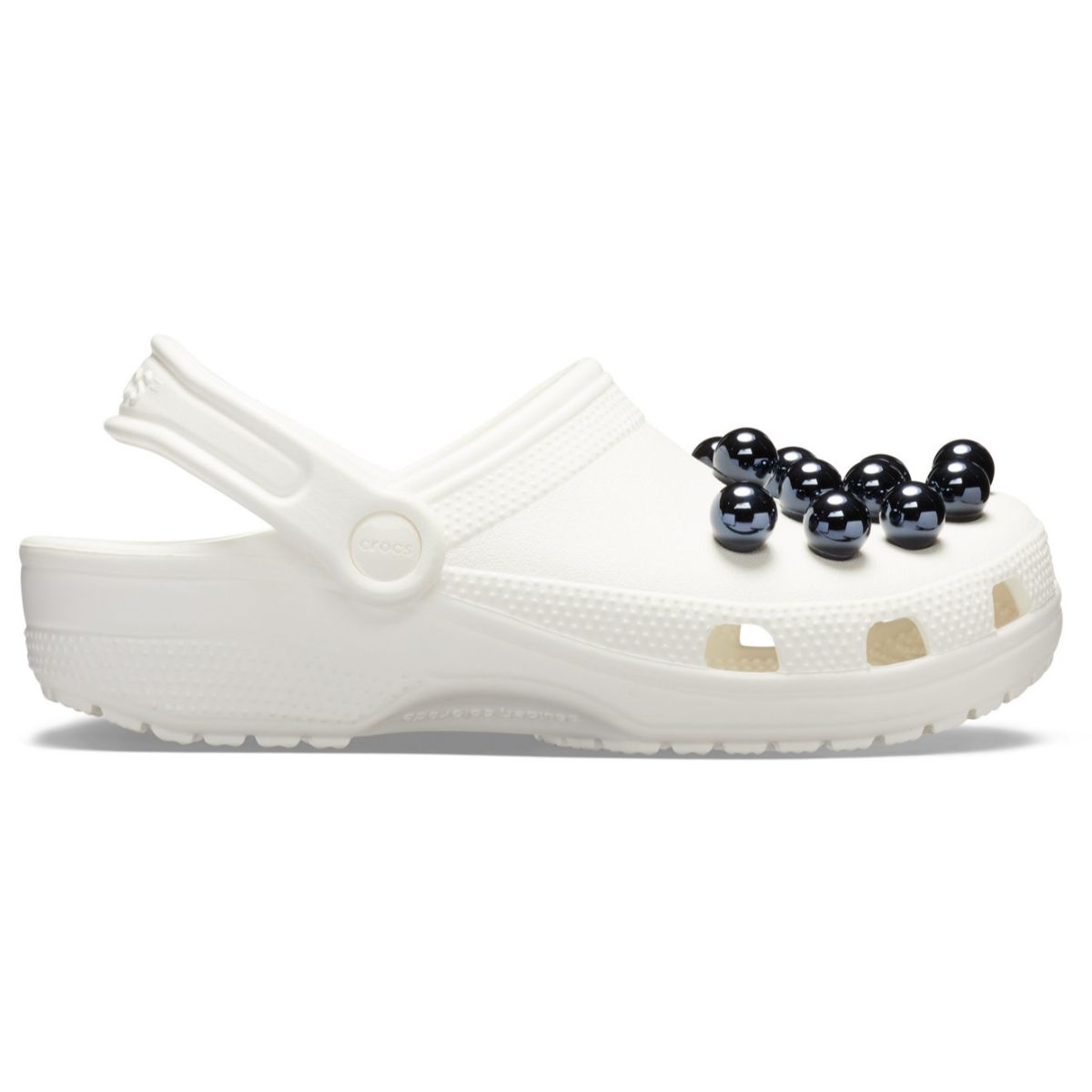 Crocband timeless clash pearls sales clog