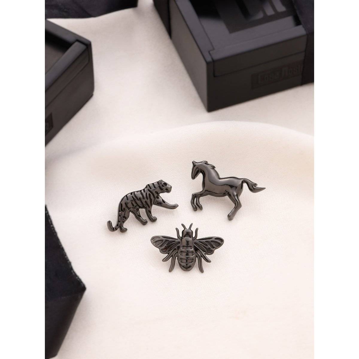 Cosa Nostraa Classy Clan Brooch Gift Set