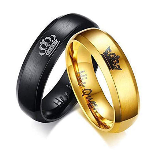 Karatcart Gold And Black Titanium Elegant King And Queen Couple Band Rings  With Red Rose Case