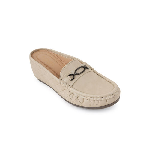 Buy SCENTRA Lacy Beige Cushioned Loafers Online
