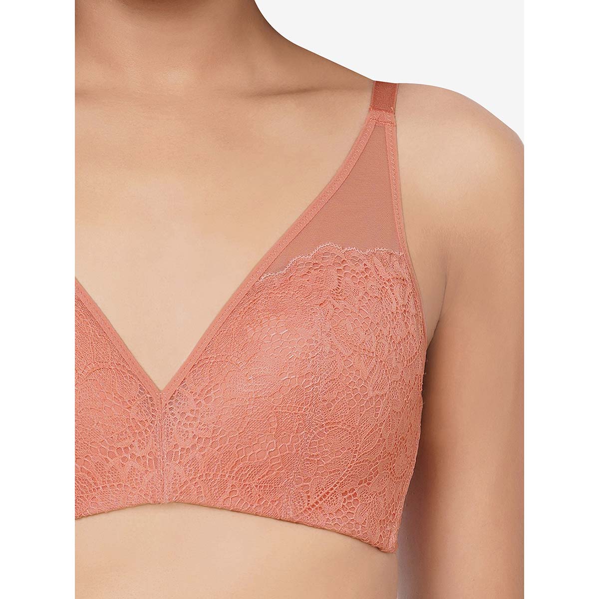 Buy Emma Non Wired Padded 3 4Th Cup Everyday Lacy Bra Online