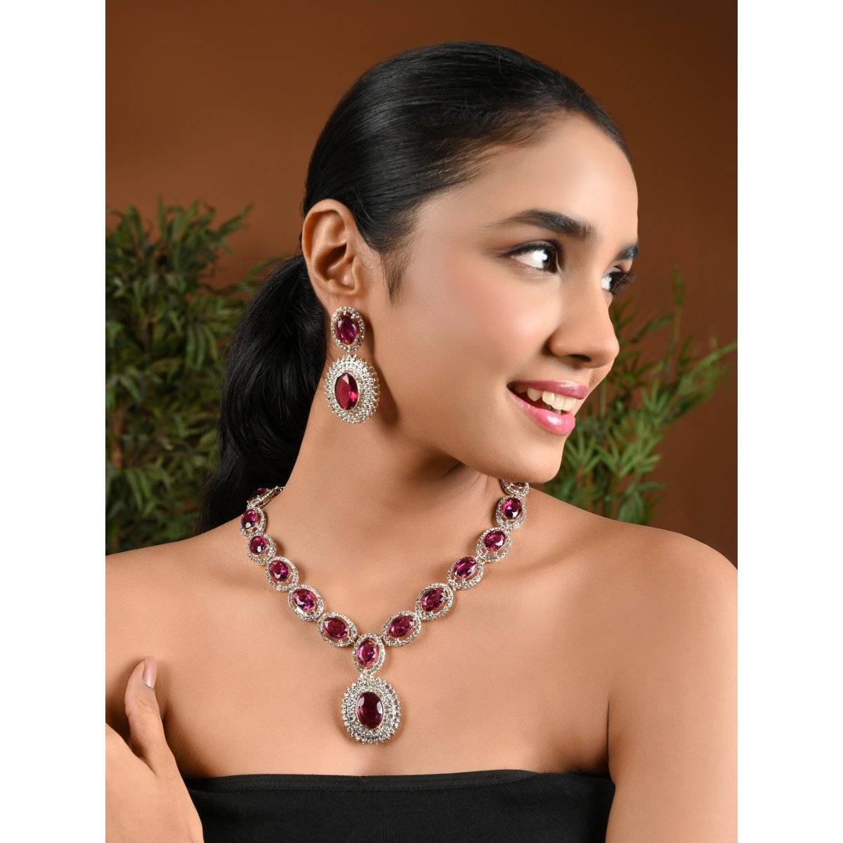 I Jewels Wine Gold Plated Stylish Design Crystal Diamond Necklace & Earrings (IJ394Wi)
