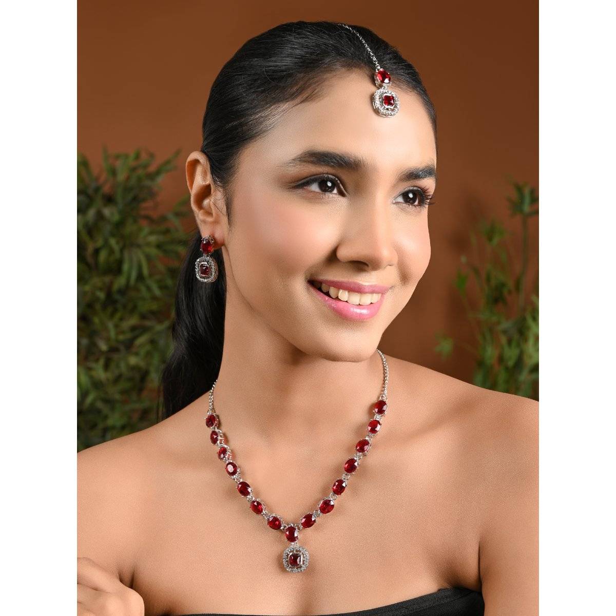 I Jewels Silver Plated Stylish Design Crystal Diamond Necklace & Earrings with Maangtikka (IJ399ZM)