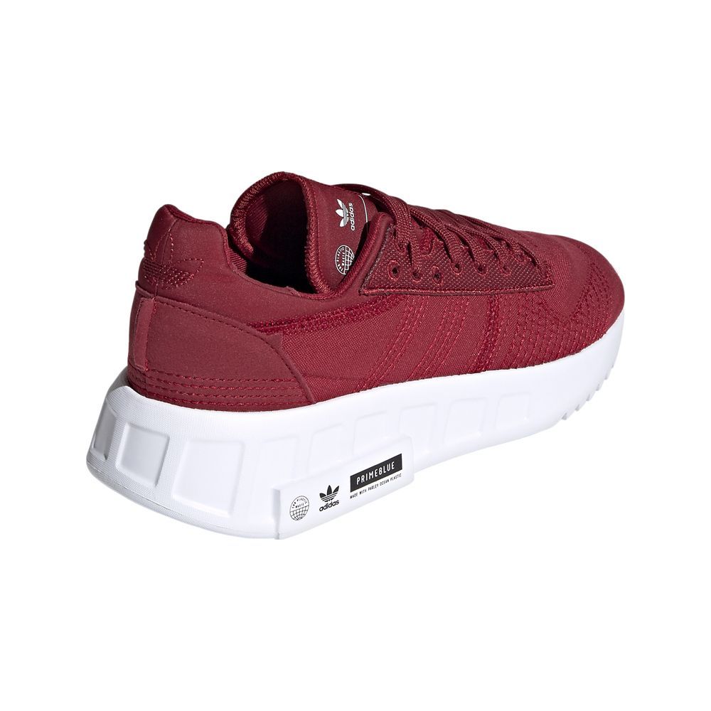 adidas Originals Earth Runner Primeblue Sneakers: Buy adidas Originals Earth  Runner Primeblue Sneakers Online at Best Price in India | Nykaa