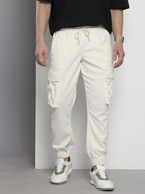 The Indian Garage Co White Men's Relaxed Fit Textured Mid-Rise Knitted  Cargo Joggers