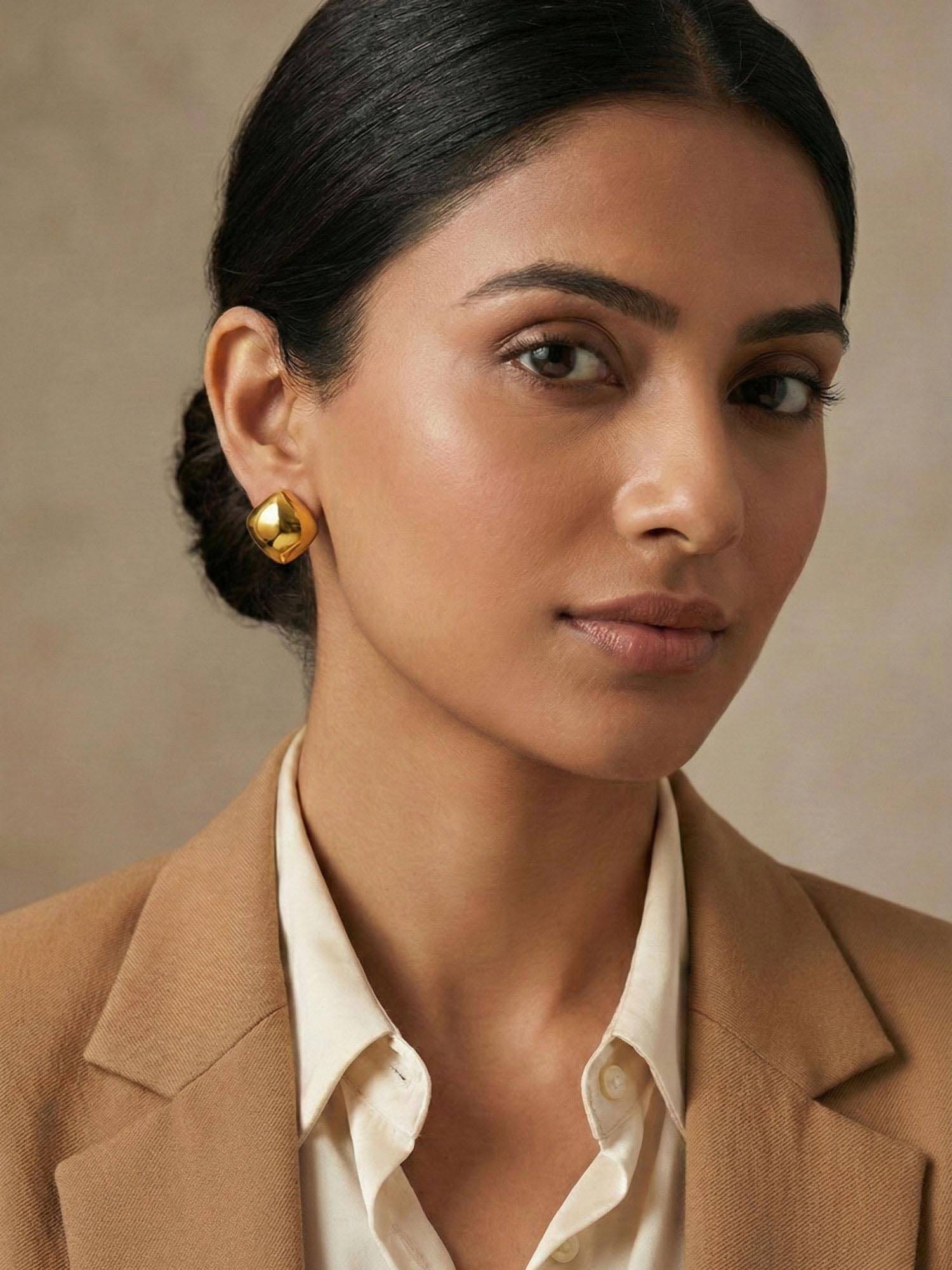 Niscka Elegant Gold Square Stud Earrings
