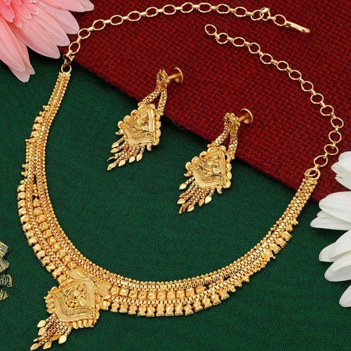 Sukkhi Gleaming 24 Carat Gold Plated Wedding Jewellery Choker