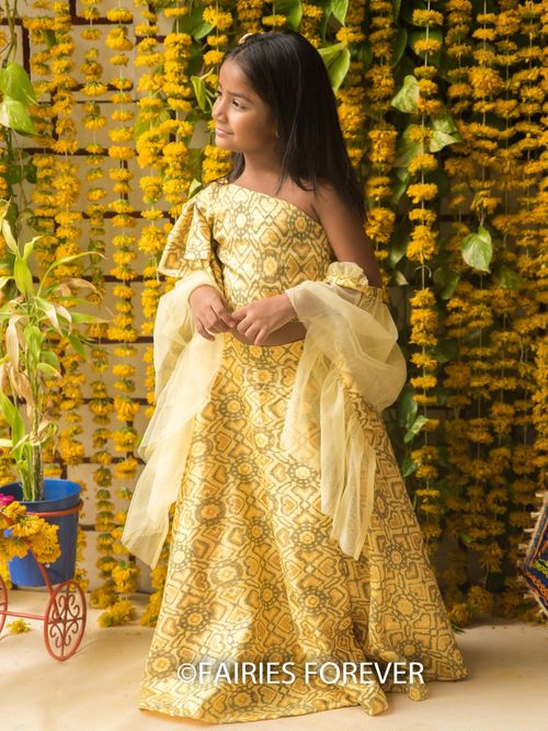Fairies Forever Yellow One Shoulder Lehenga Choli With Dupatta Set Of 3 Buy Fairies Forever Yellow One Shoulder Lehenga Choli With Dupatta Set Of 3 Online At Best Price In India Nykaa Buy wedding lehenga chunnis for girls starts from rs. nykaa