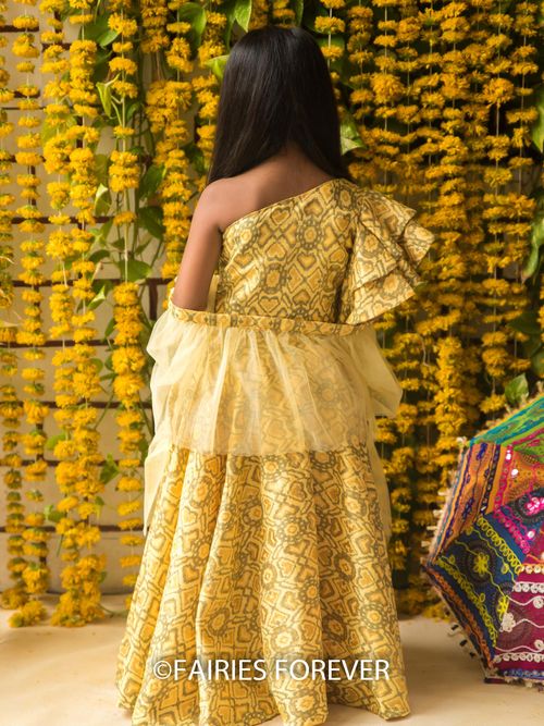 Fairies Forever Yellow One Shoulder Lehenga Choli With Dupatta Set Of 3 Buy Fairies Forever Yellow One Shoulder Lehenga Choli With Dupatta Set Of 3 Online At Best Price In India Nykaa Silk dupatta lehenga choli wedding sharara choli designs. nykaa