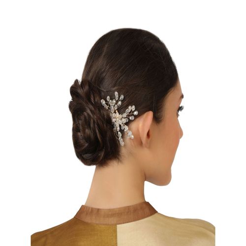 AccessHer Women Gold Plated Beaded Tiara Comb Indo Western White Floral Hair  Accessories With Pearls: Buy AccessHer Women Gold Plated Beaded Tiara Comb  Indo Western White Floral Hair Accessories With Pearls Online