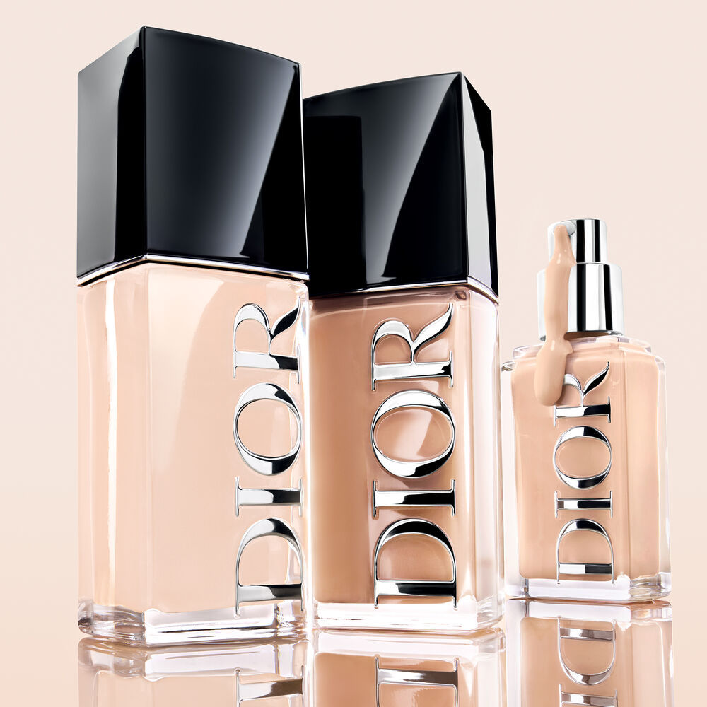 Buy DIOR Forever Skin Glow 24h Hydrating Radiant Foundation Online