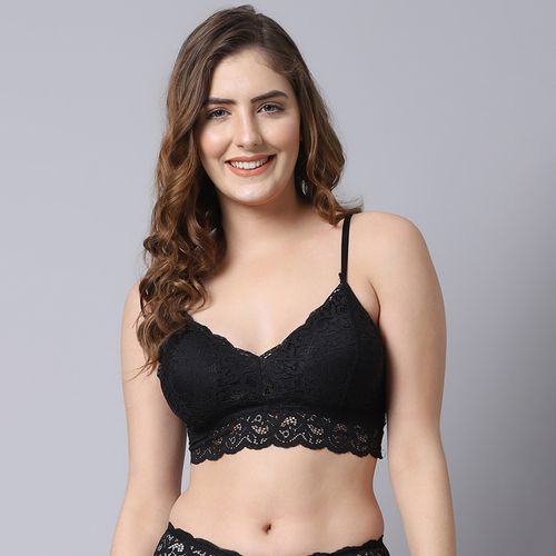 https://images-static.nykaa.com/media/catalog/product/c/4/c4185b9PC-BR-6061A-BLK_1.jpg?tr=w-500