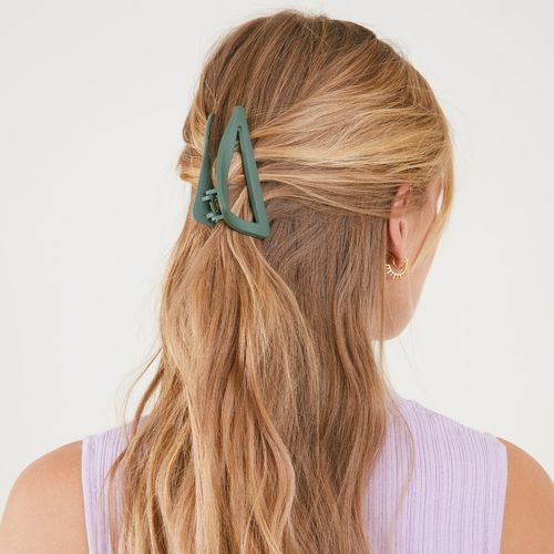 Accessorize London Women Green Triangle Hair Claw Clip: Buy Accessorize  London Women Green Triangle Hair Claw Clip Online at Best Price in India