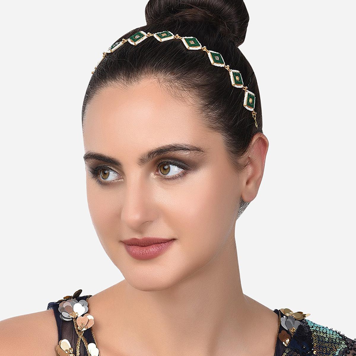 Buy Zaveri Pearls Green Square Shape Kundan & Pearls Bridal Head Chain