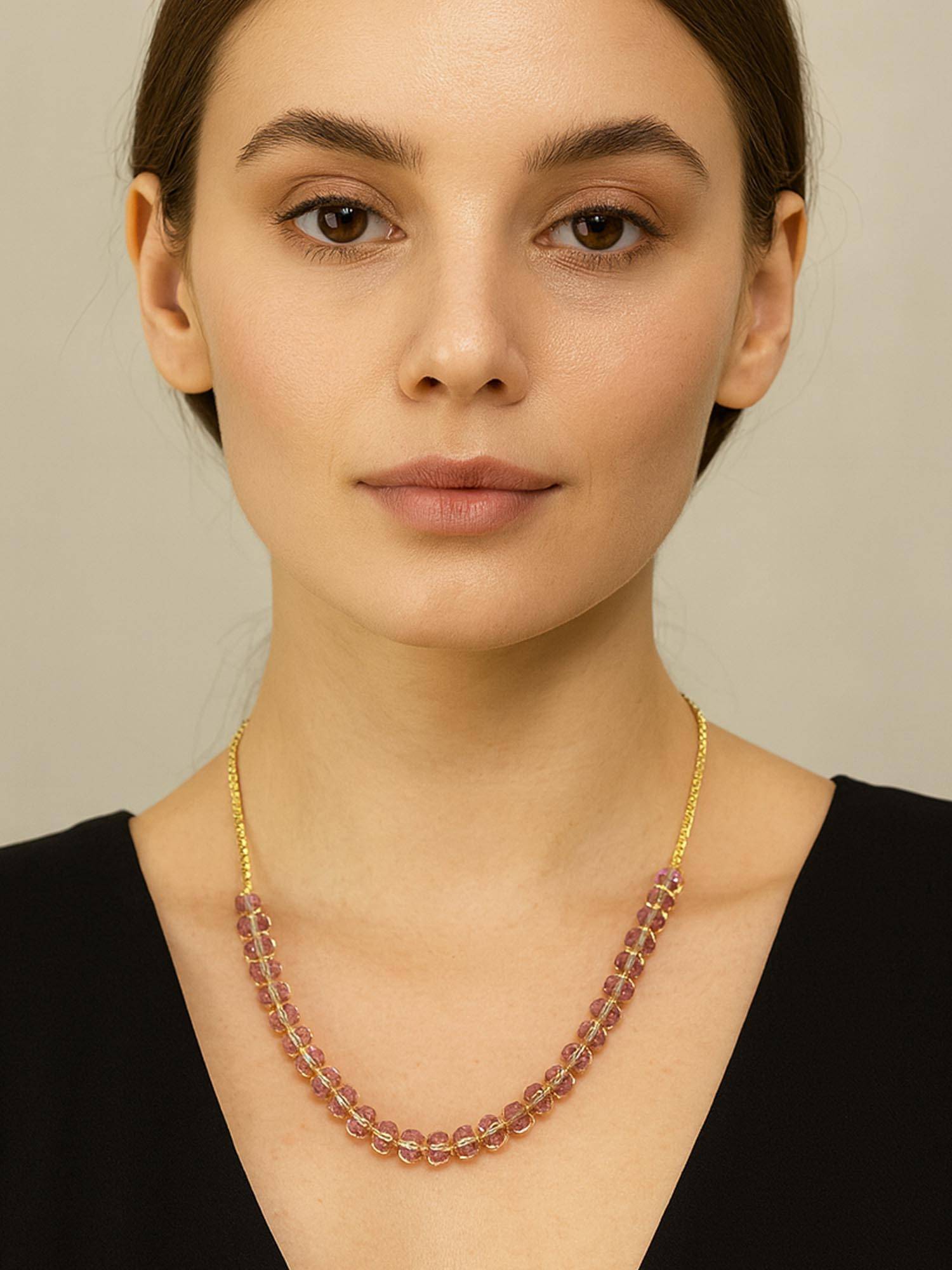 Karatcart Women Sparkling Beige Crystal Chain Necklace
