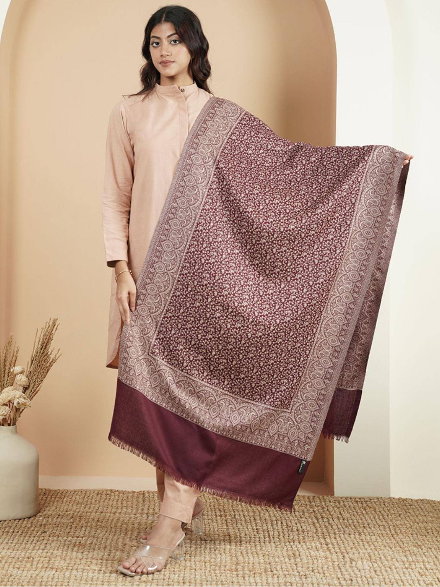 Zamour Kani Woven Floral Jaal Woolen Stole - Maroon