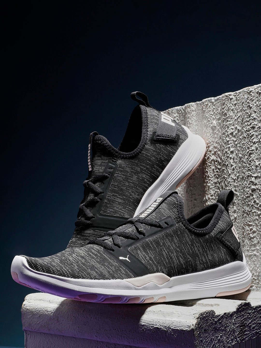 Buy Puma Flyer Runner Engineered Knit SoftFoamplus Men's Black Running Shoes  online