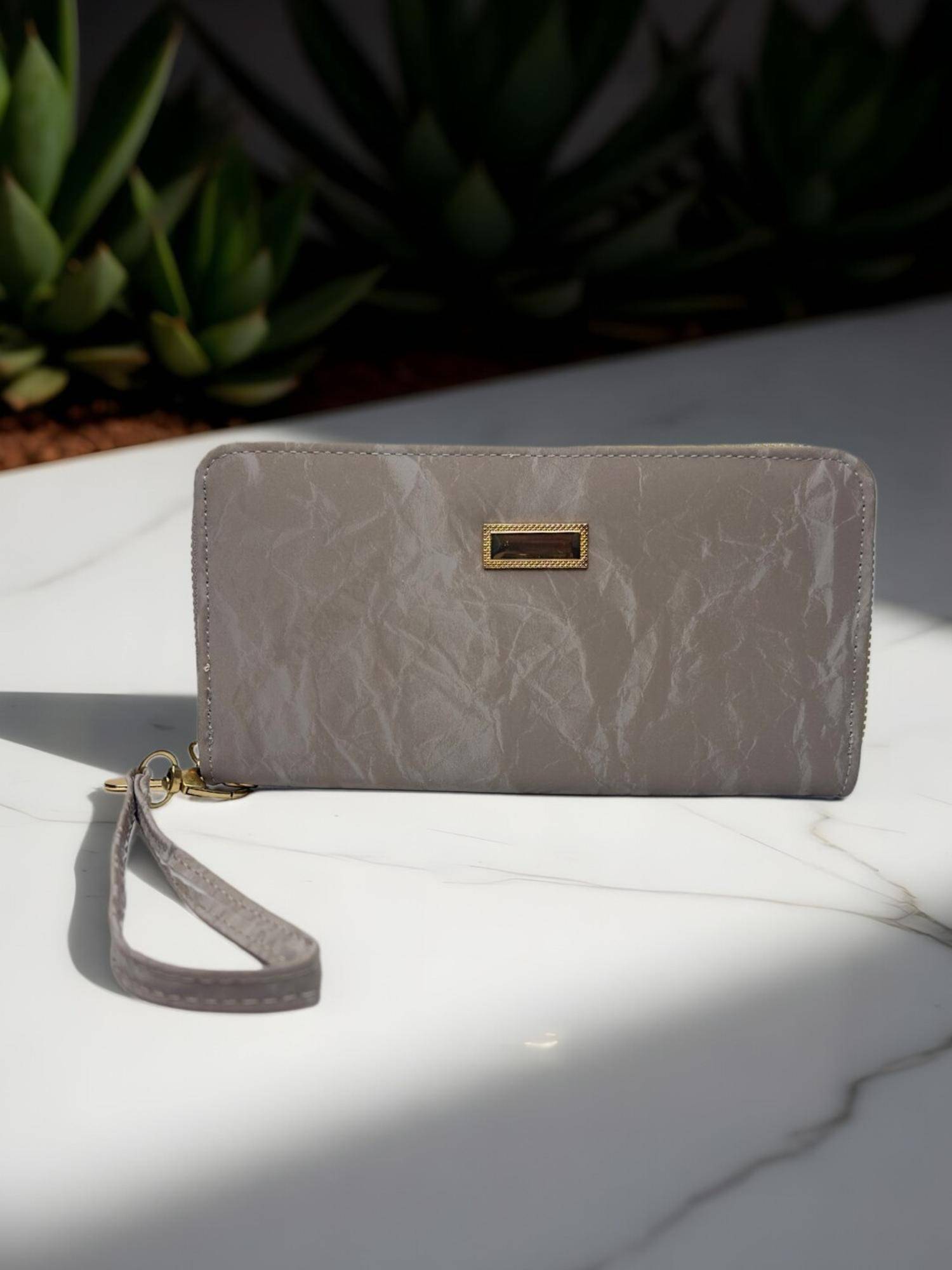 CrossKulture Women Grey Solid Wallet
