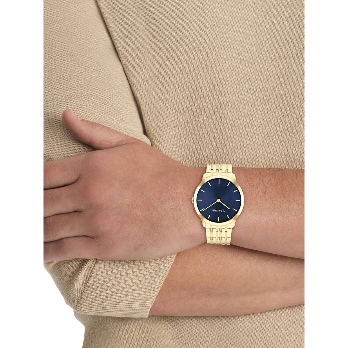 Buy Calvin Klein Men Quartz Navy Blue Round Shape Dial Watch - 25300007 ...