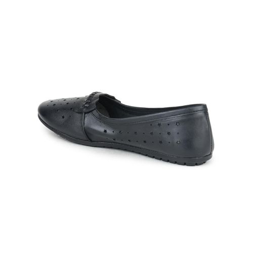 Buy Zoom Shoes Women Black Genuine Leather Ballerinas Online