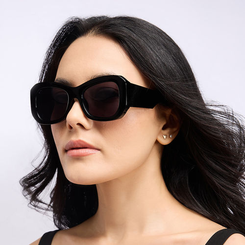 Buy Twenty Dresses by Nykaa Fashion Black Rectangle Tinted Lenses