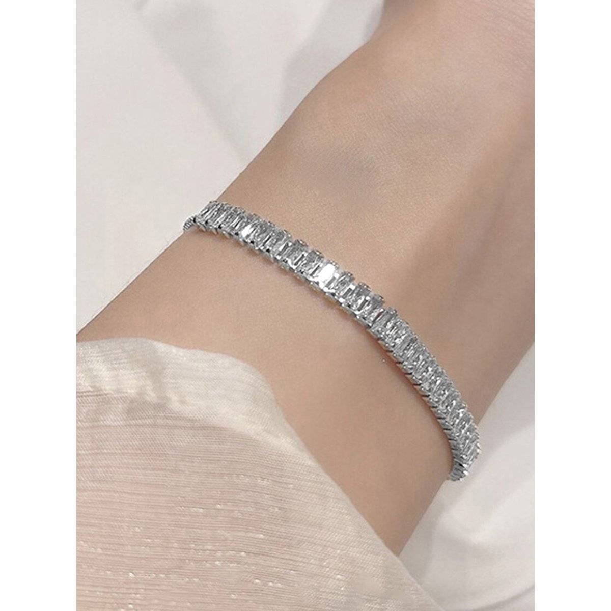 Peora Silver Plated Baguette Stone Studded Adjustable Fancy Bracelet Fashion for Women