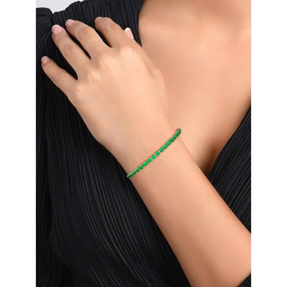Peora Gold Plated Green Cubic Zirconia Studded Adjustable Stylish Bracelet for Women
