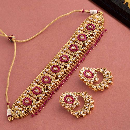 Voylla Heavily Embellished Traditional Necklace Set Buy Voylla Heavily Embellished Traditional Necklace Set Online At Best Price In India Nykaa What you can buy at voylla. nykaa