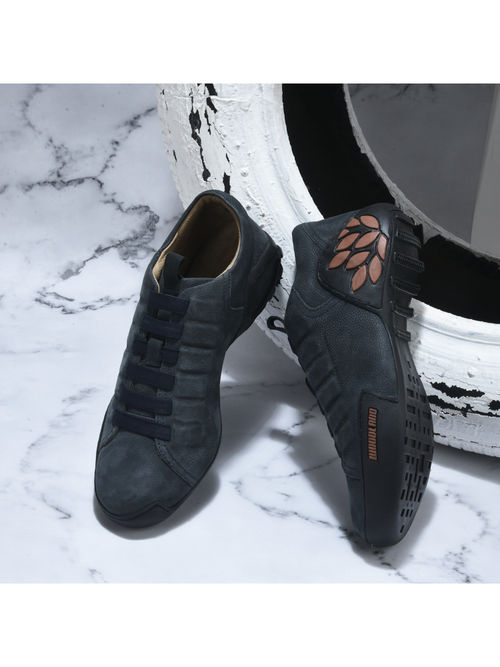 Buy WOODLAND Men Casual Lace-Ups Navy Blue Sneakers Online